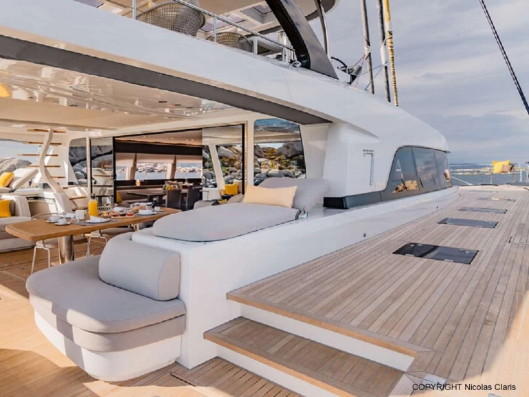 Luxury Yacht for rent State of Florida at the best price