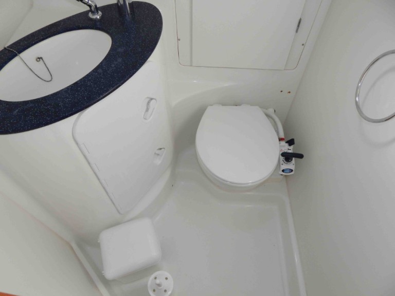 Bénéteau Cyclades 50.5 in Néa Péramos on SamBoat