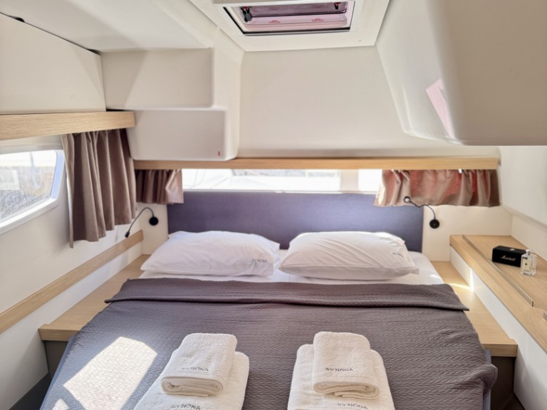 Rent a Fountaine Pajot Isla 40 Préveza