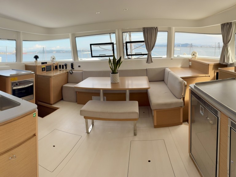 Catamaran rental in Préveza - Excess Excess 14