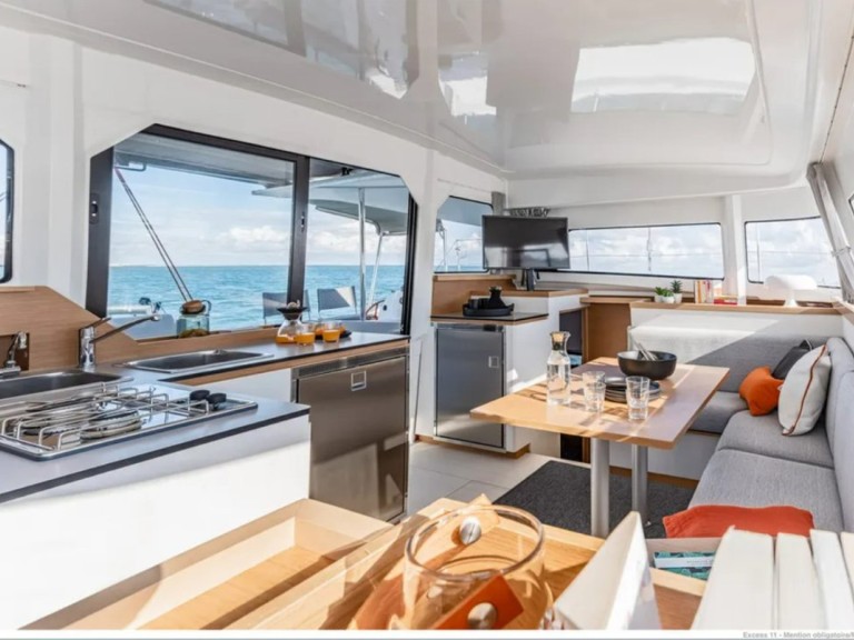 Yacht charter Lygia cheap Excess 11