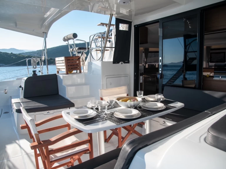 Yacht charter Naxos Port cheap Lagoon 42