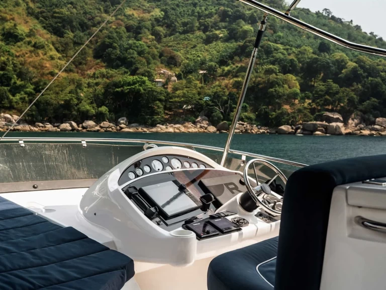 Boat rental Sunseeker Manhattan 60 in Phuket (City) on Samboat