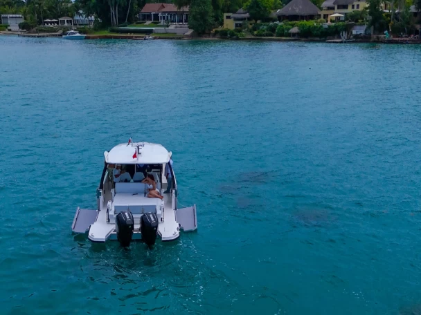 Motorboat rental with or without captain Saxdor Casa de Campo Marina