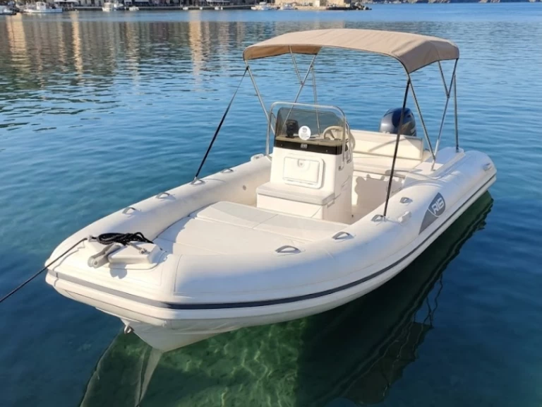 Bareboat Rental RIB Bsc with a boat licence