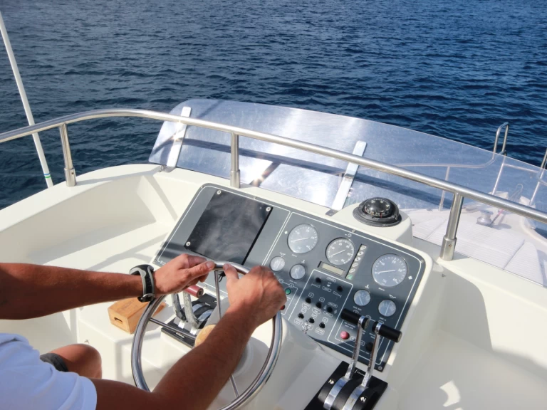 Boat rental Cayman 30 Fly in Sant Feliu de Guíxols on Samboat