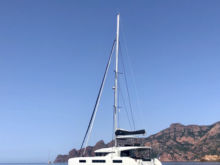 Yacht charter Port Cogolin cheap Lagoon 50