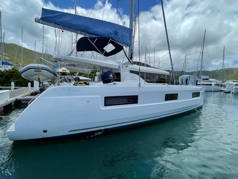 Bareboat Rental Catamaran Lagoon with a boat licence