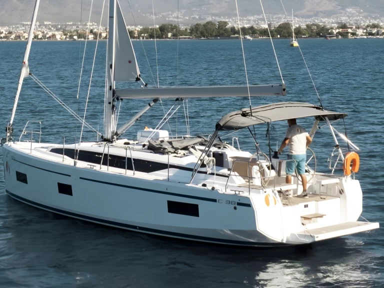 Sailboat rental in Fethiye - Bavaria Bavaria C38