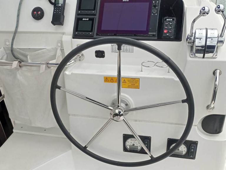 Yacht charter Alimos cheap Lagoon 40