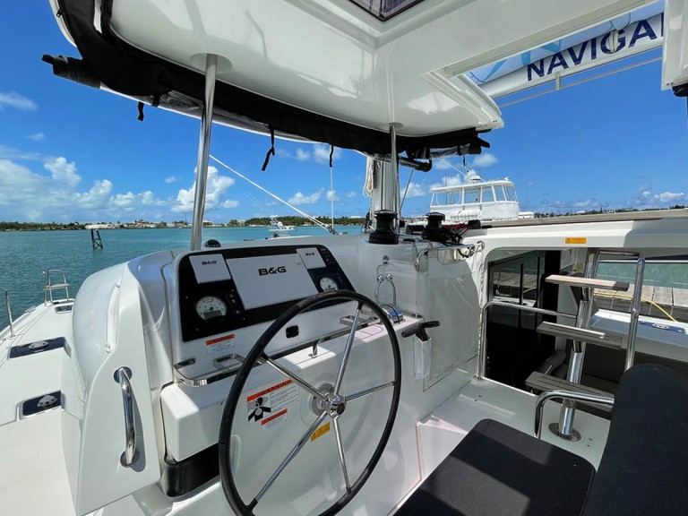 Rent a Lagoon Lagoon 42 Alimos