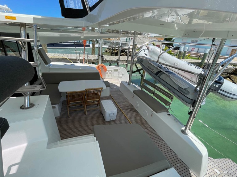 Yacht charter Alimos cheap Lagoon 42