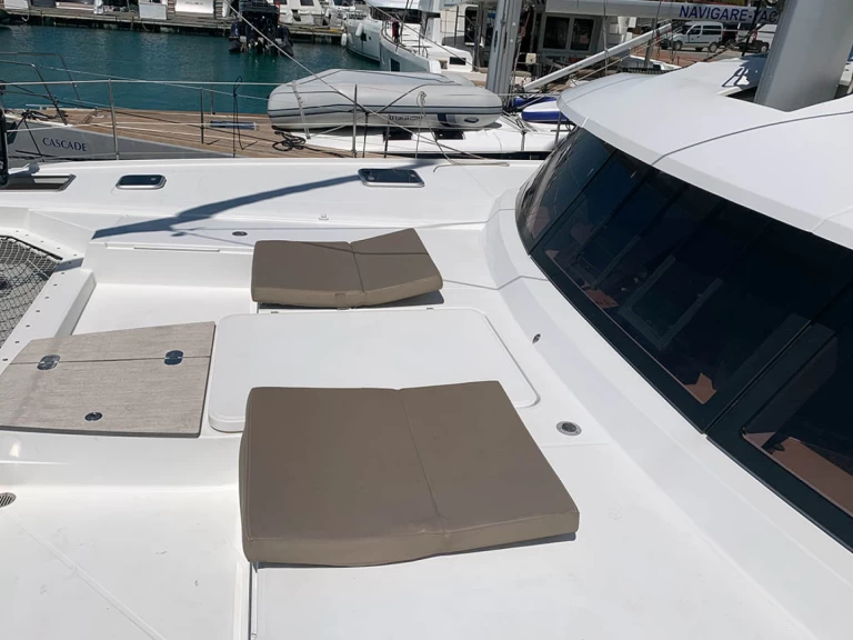 Catamaran rental in Alimos - Fountaine Pajot Saba 50