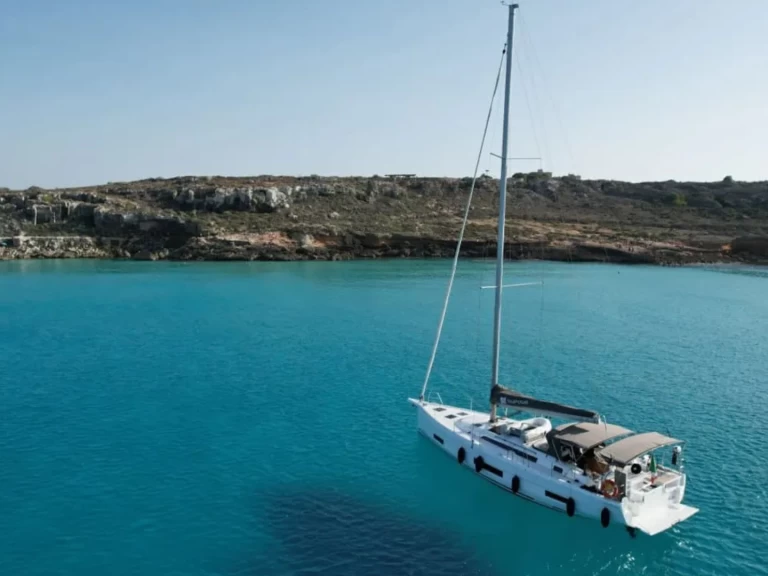 Sailboat rental in Cagliari - Dufour Dufour 470