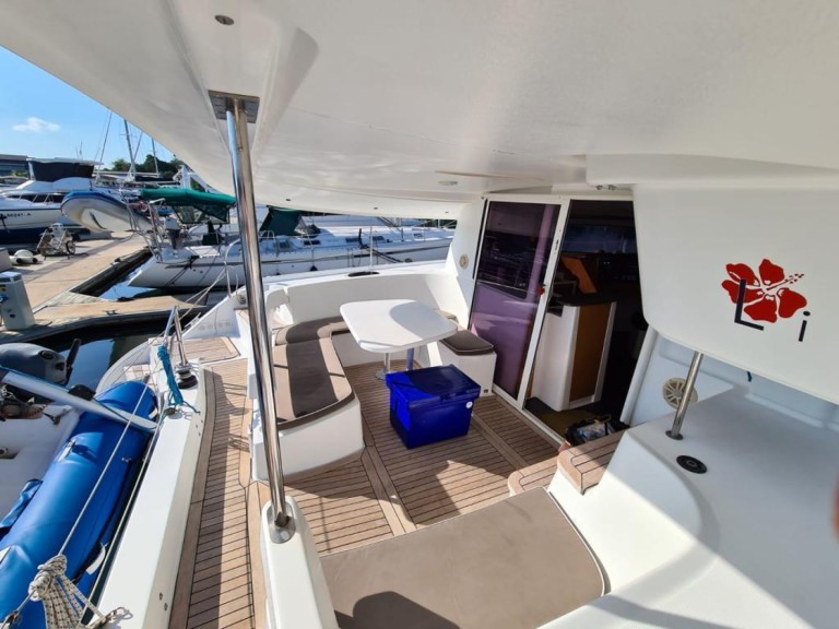 Rent a Fountaine Pajot Lipari 41 Ao Po