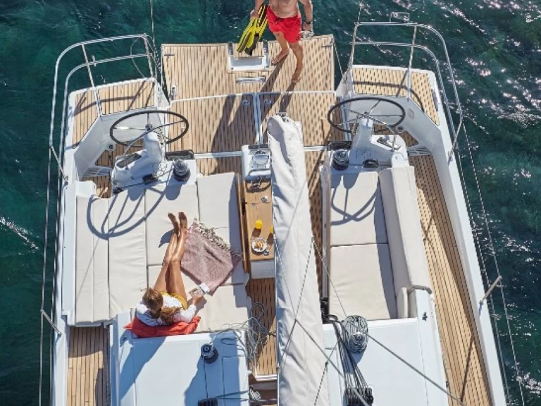 Sailboat rental in Ibiza Town - Jeanneau Sun Odyssey 44