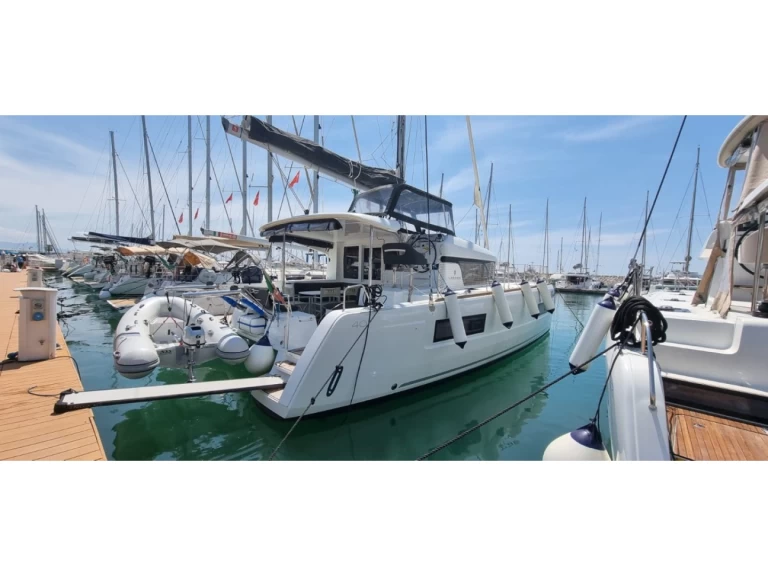 Catamaran for rent San Teodoro at the best price