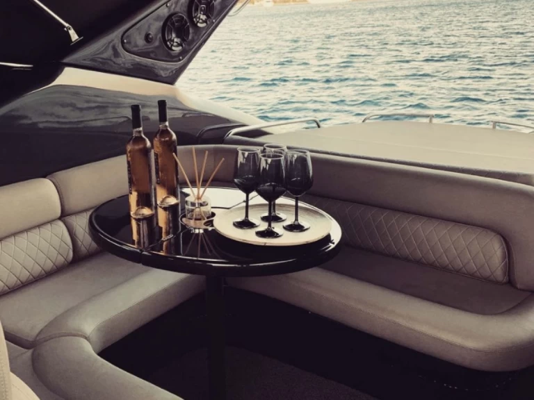 Luxury Yacht rental with or without captain Cranchi Mykonos (City)