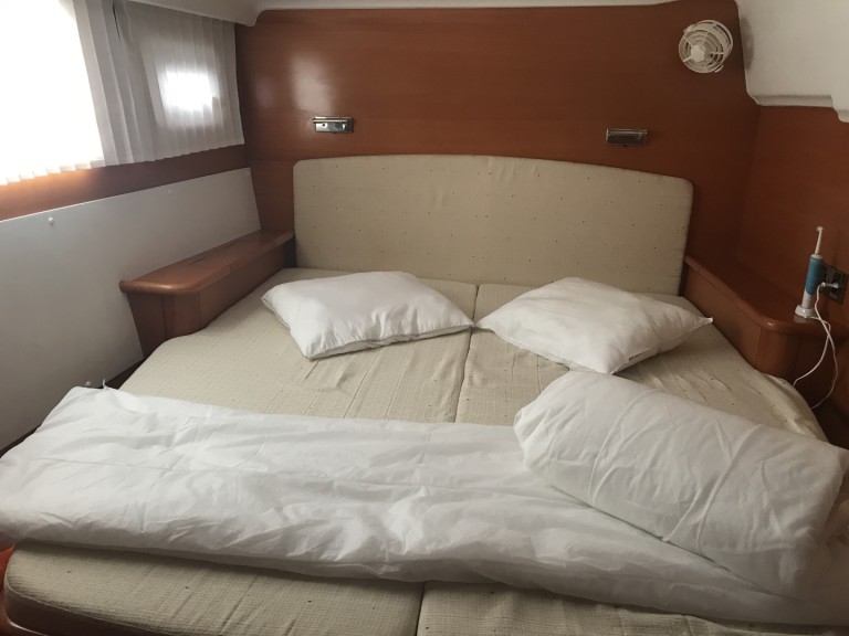 Bareboat Rental Catamaran Lagoon with a boat licence