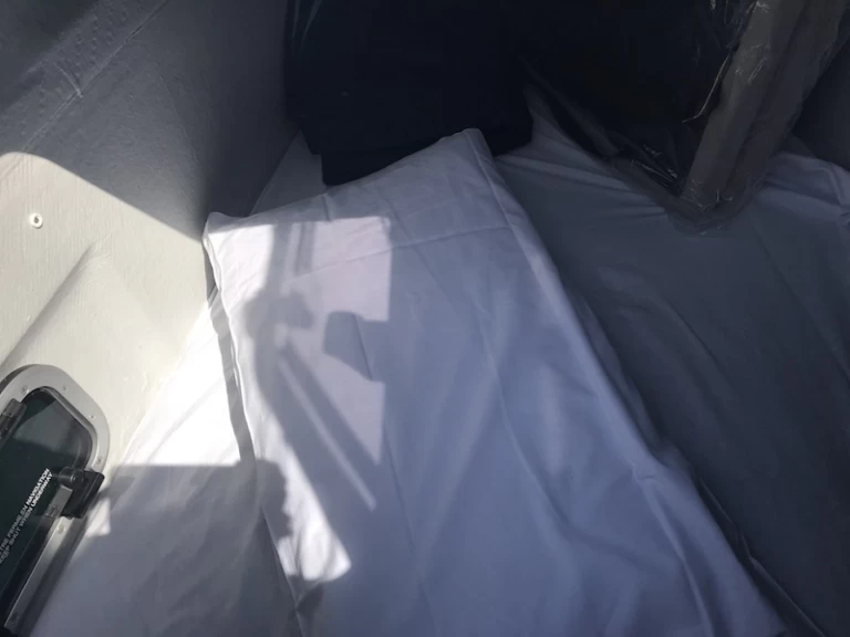 Boat rental Lagoon Lagoon 40 in San Teodoro on Samboat