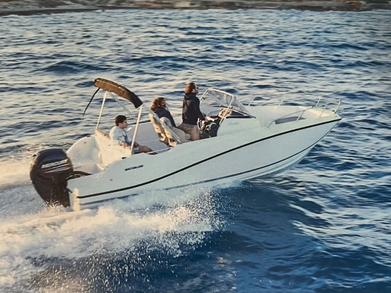Motorboat rental in Arzon - Quicksilver Activ 675 Open
