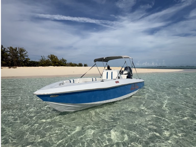 Bareboat Rental Motorboat Custom Made with a boat licence