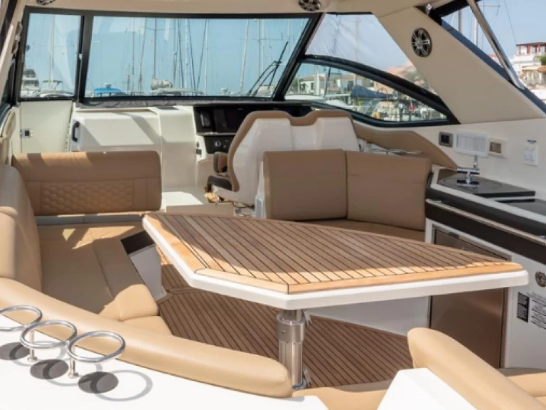 Motorboat for rent Ayia Napa at the best price