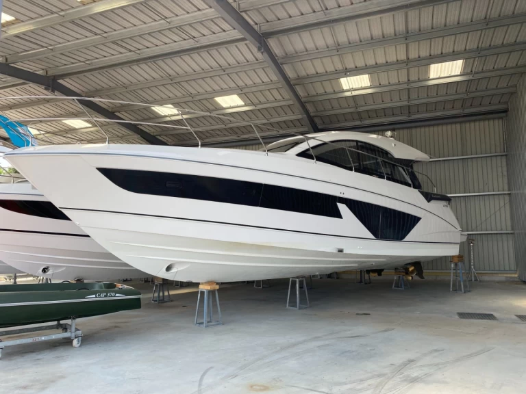 Rent a Bénéteau Gran Turismo 45 Ajaccio