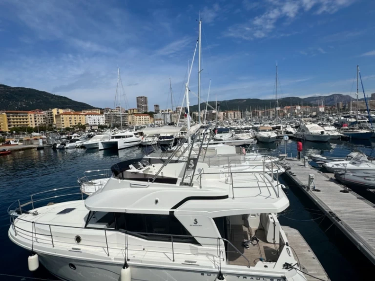 Rent a Bénéteau Swift Trawler 35 Ajaccio