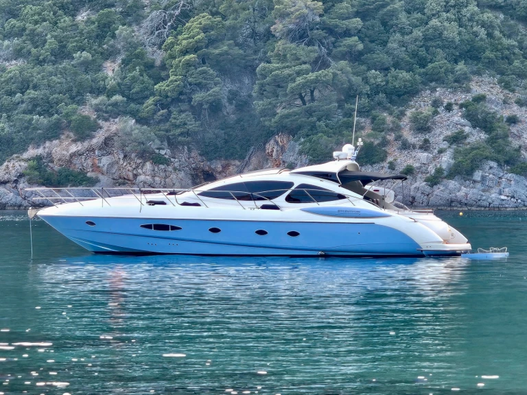 Motorboat rental in Palioúri - Azimut Azimut Atlantis 55