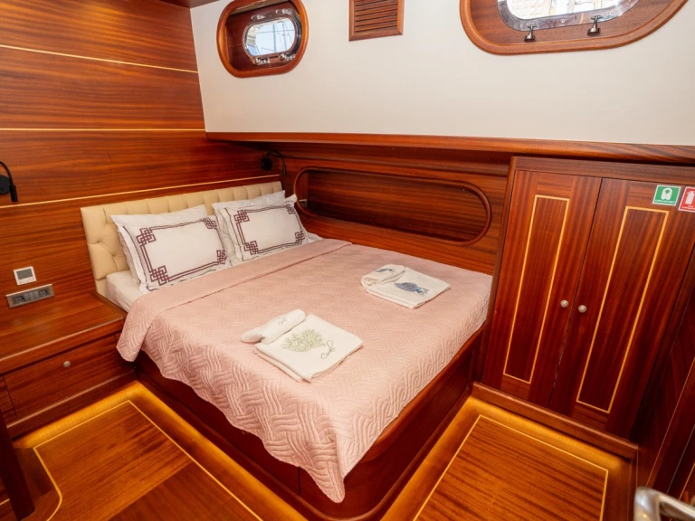 Sailboat rental in Bodrum -  CARPEDIEM CORAL