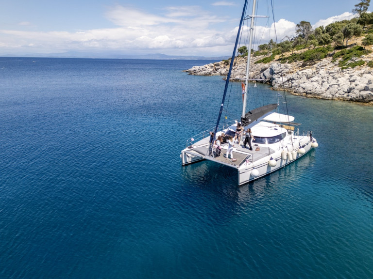 Fountaine Pajot Lavezzi 40 in Sithonia on SamBoat