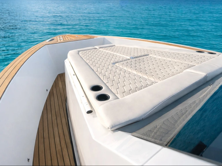 Rent a Maxim Max 44R Ibiza Town