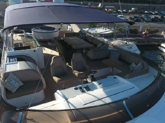 Luxury Yacht for rent Port Vauban at the best price