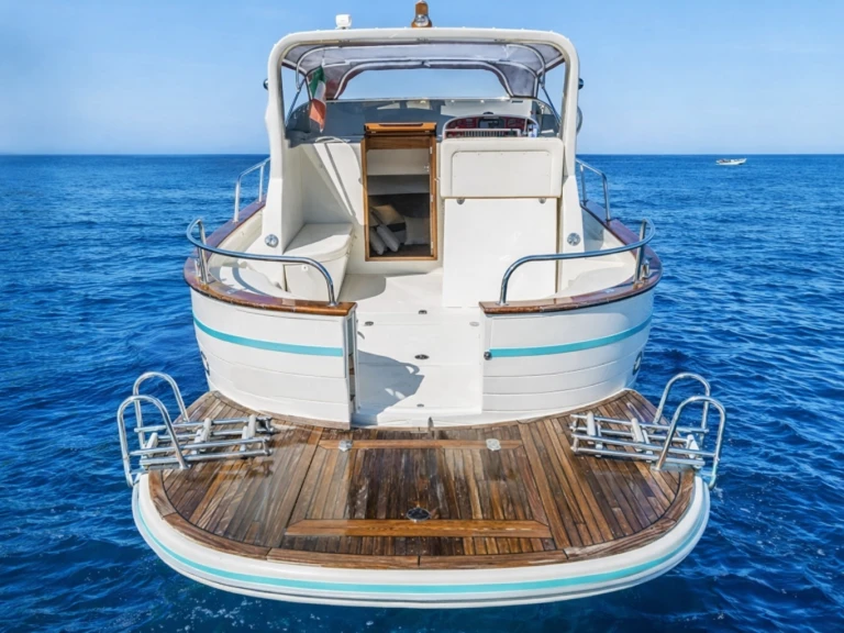 Motorboat rental with or without captain Cantiere Acquamarina Sorrento