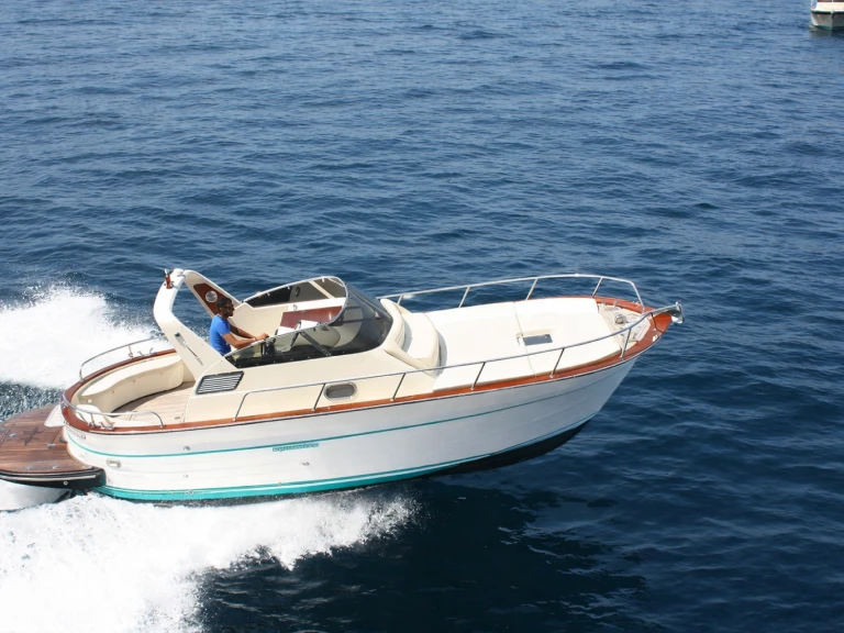Motorboat rental with or without captain Cantiere Acquamarina Sorrento