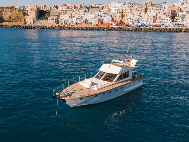 Yacht charter Procida cheap San Lorenzo 42s