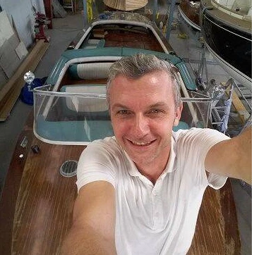 Bareboat Rental Motorboat Guido Abbate with a boat licence