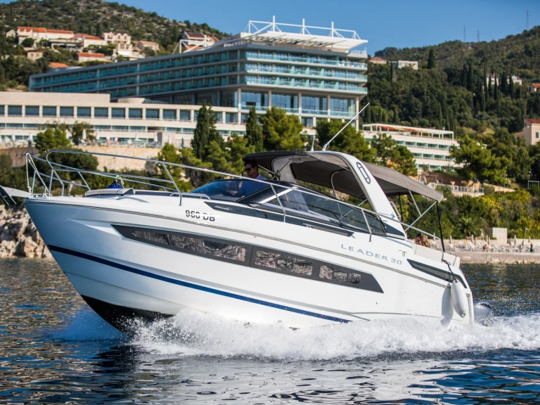 Motorboat for rent Dubrovnik at the best price