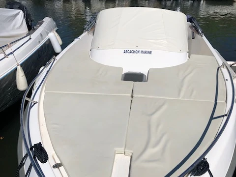 Motorboat rental with or without captain B2 Marine Les Salins d'Hyères