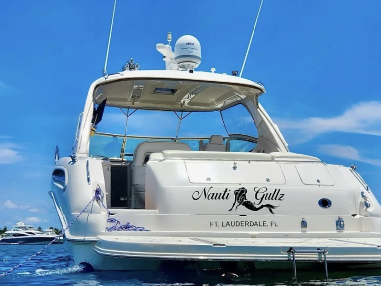 Luxury Yacht rental with or without captain Sea Ray Fort Lauderdale