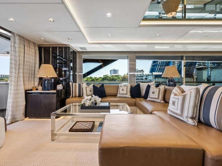 Mangusta ARTEMIS in Bahamas on SamBoat