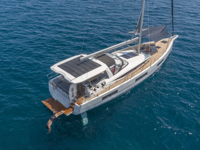 Jeanneau TEQUILA GT-TIME in Palma de Mallorca on SamBoat