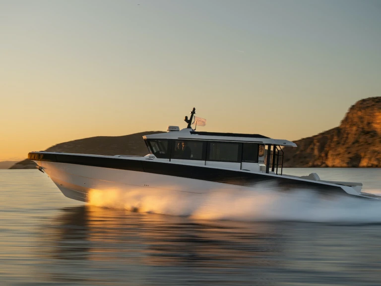 Yacht charter Olympic Marine cheap XPD 46