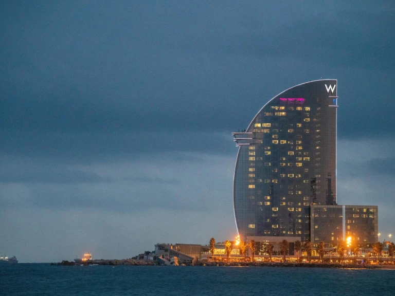 Dresport S.A Furia 37 in Badalona on SamBoat