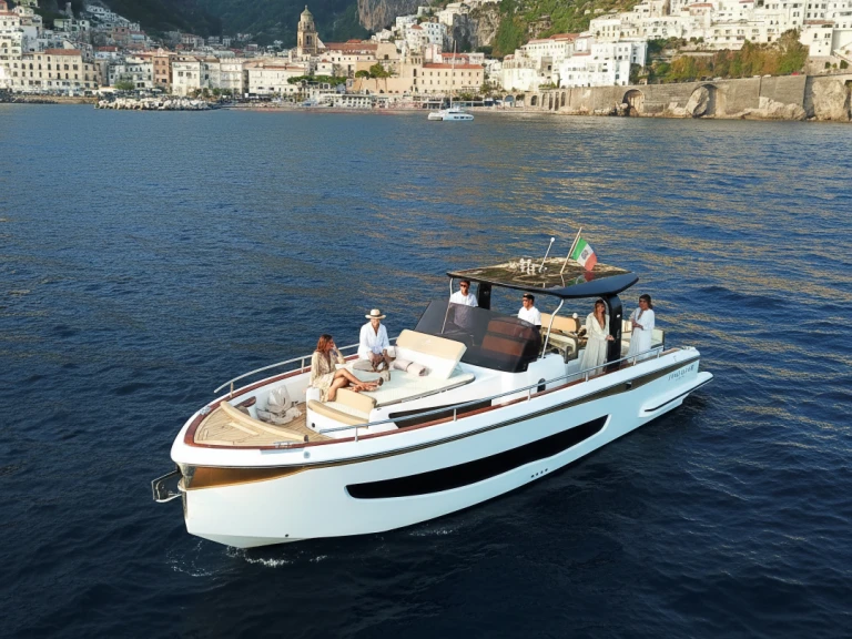 Boat rental Allure 38 in Porto di Amalfi Marina Coppola on Samboat