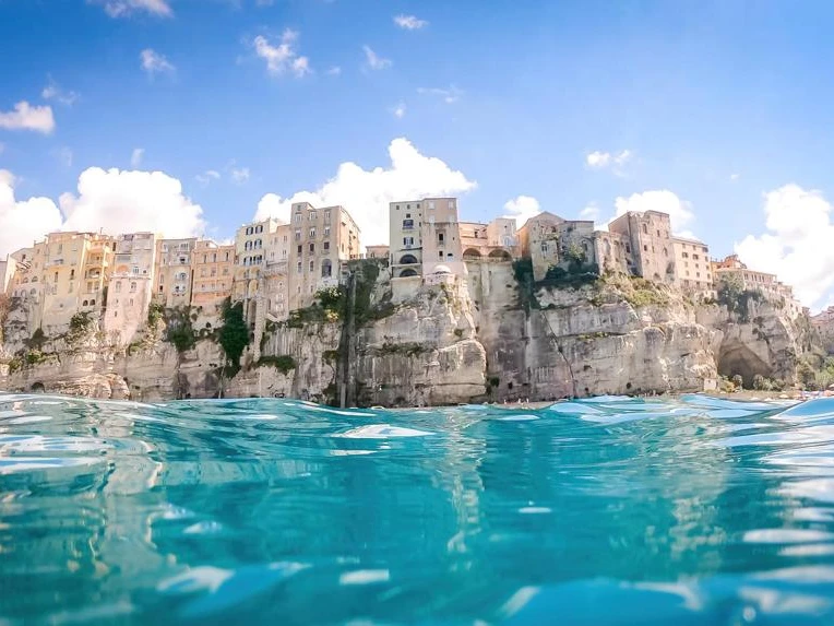 Boat rental AQUA Gommone in Italy on Samboat