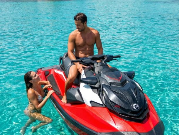 Sea-Doo RXP-XRS in Portisco on SamBoat