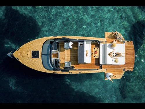 Motorboat for rent Split at the best price