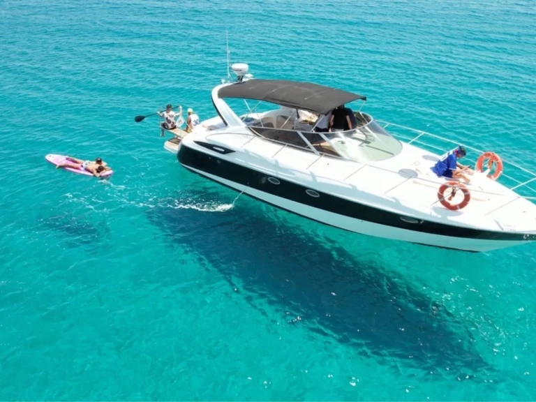 Motorboat rental in Miami - Cranchi Endurance 39